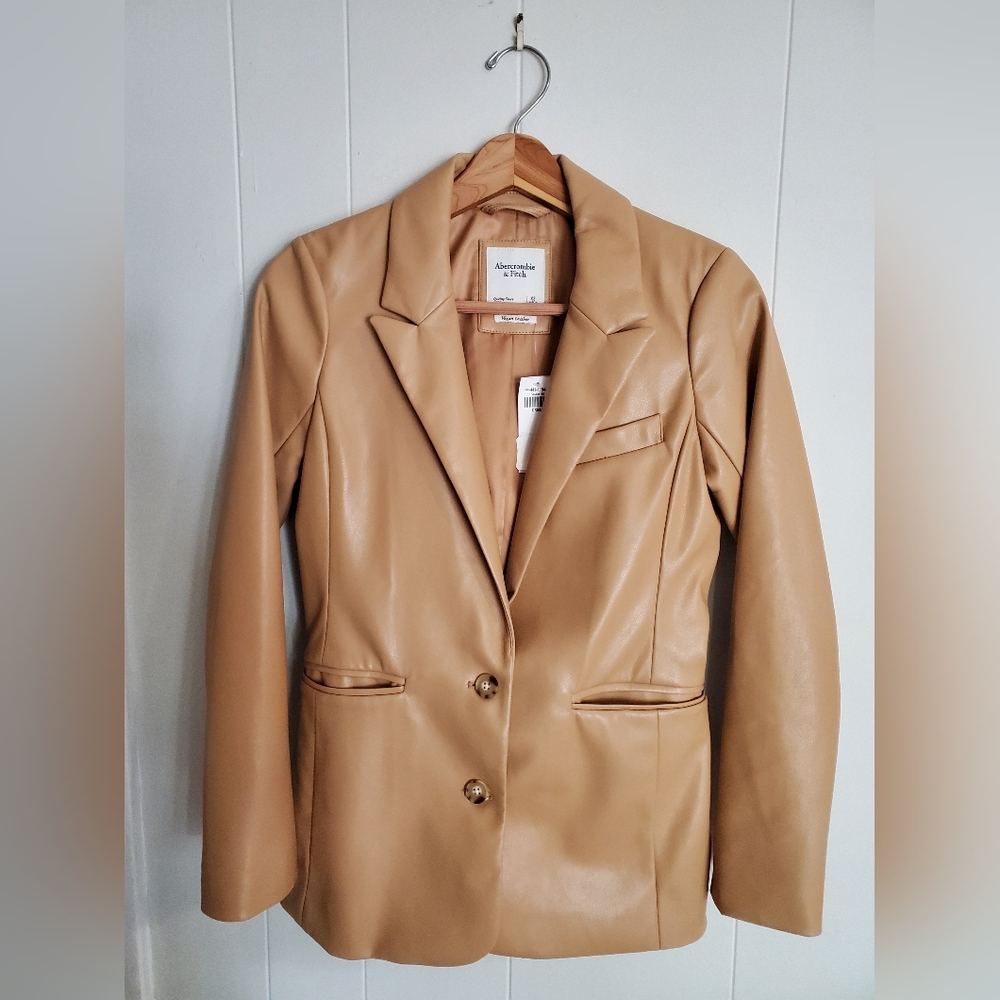 NWT Abercrombie & Fitch Vegan Leather Blazer
